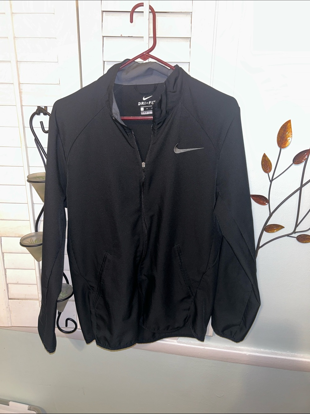 Nike Men’s Black Full-Zip Dri-FIT Performance Jacket